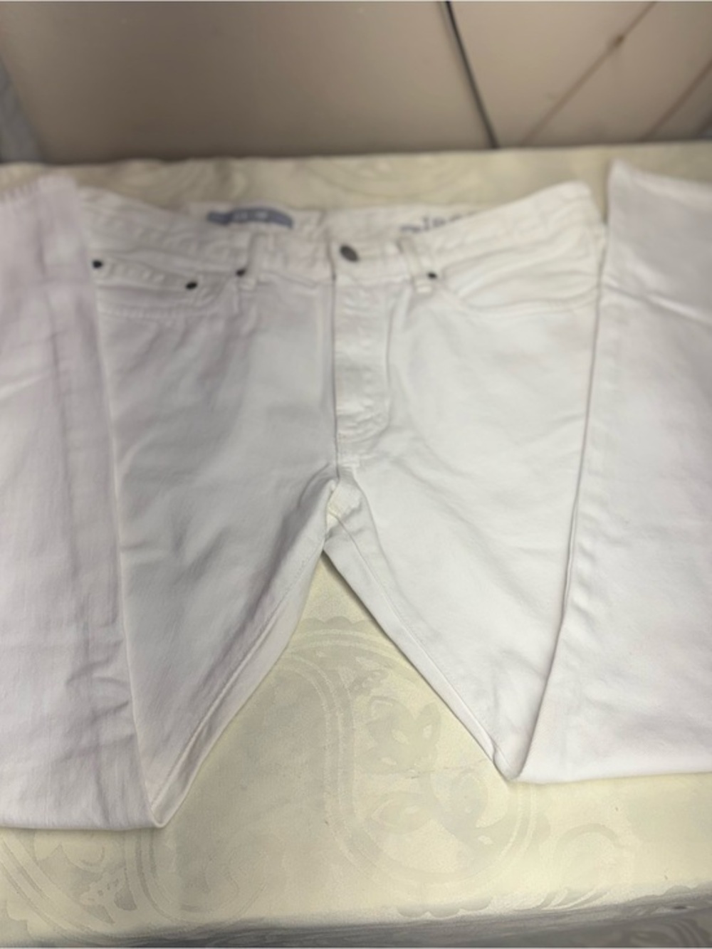 GAP Slim Straight Men's Jeans in White